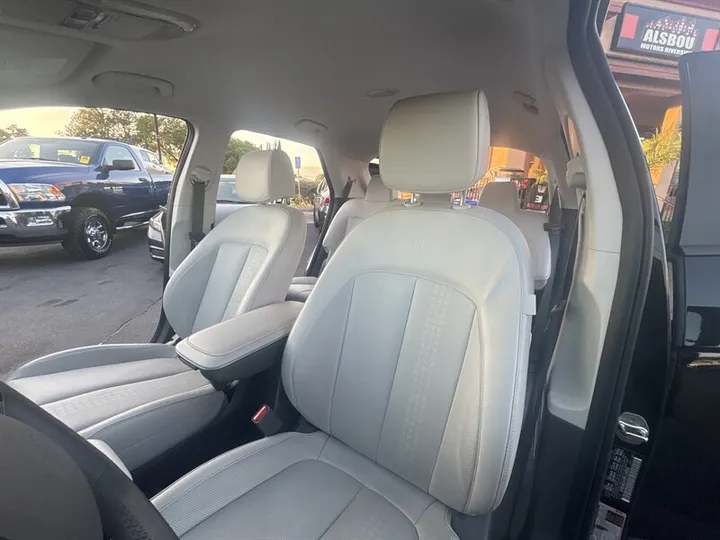 BLACK, 2023 HYUNDAI IONIQ 5 Image 16