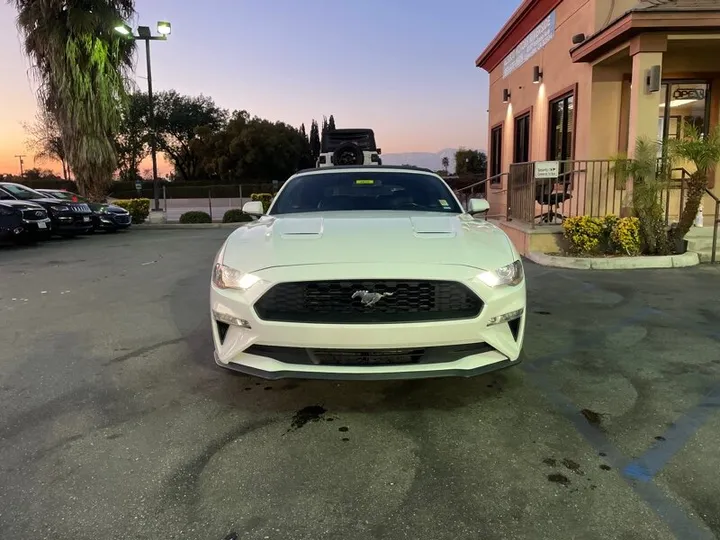 WHITE, 2020 FORD MUSTANG Image 2