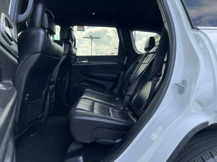 WHITE, 2019 JEEP GRAND CHEROKEE Image 26