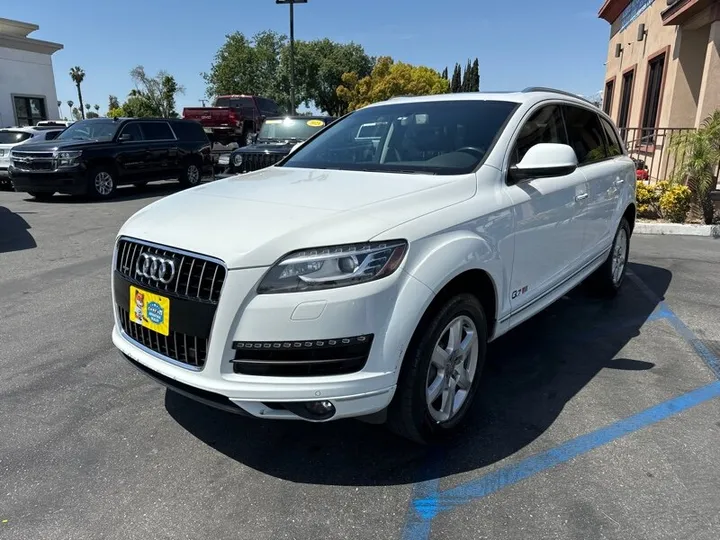 WHITE, 2015 AUDI Q7 Image 3