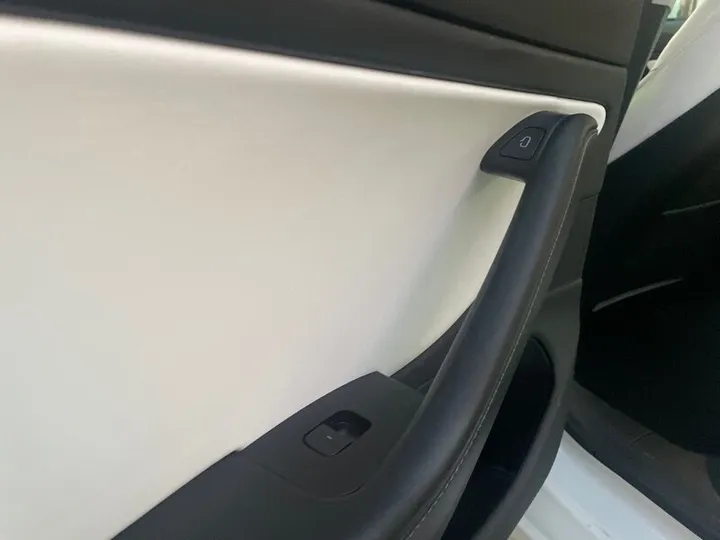 WHITE, 2021 TESLA MODEL 3 Image 23