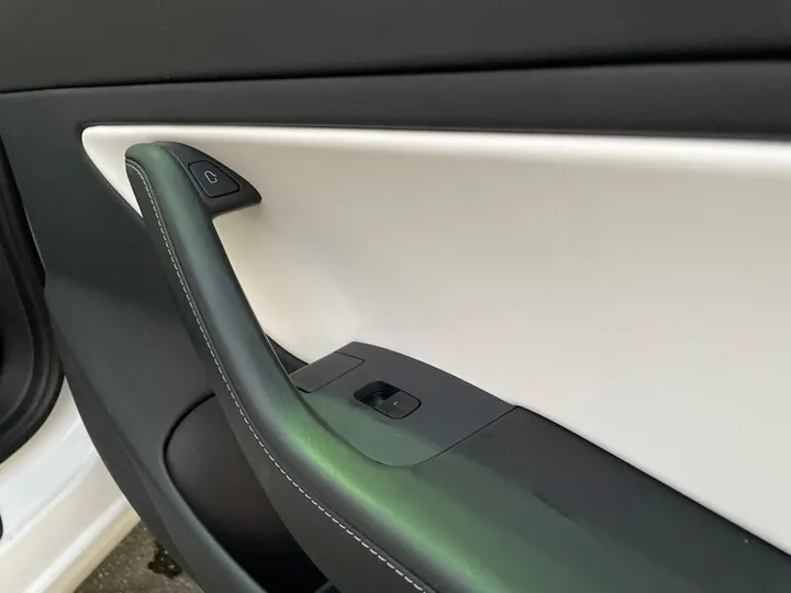 WHITE, 2021 TESLA MODEL 3 Image 35