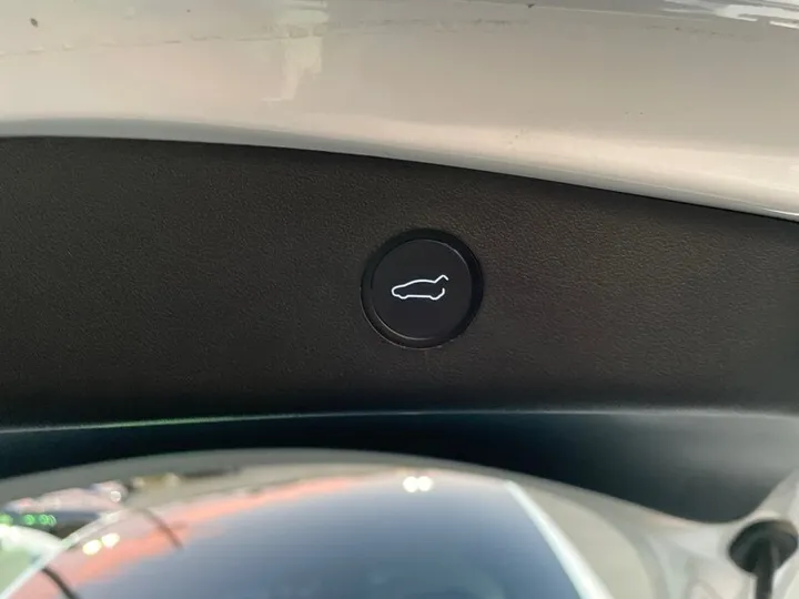 WHITE, 2021 TESLA MODEL 3 Image 28