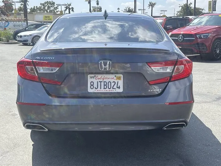 2019 HONDA ACCORD Image 7