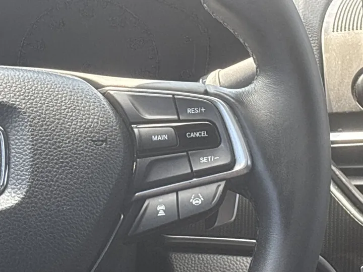 2019 HONDA ACCORD Image 25