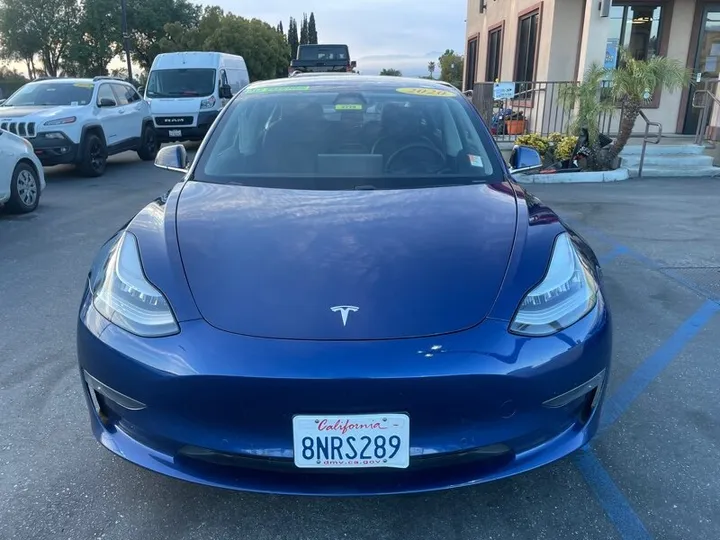 BLUE, 2020 TESLA MODEL 3 Image 2