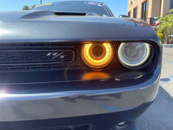 GRAY, 2016 DODGE CHALLENGER Image 3