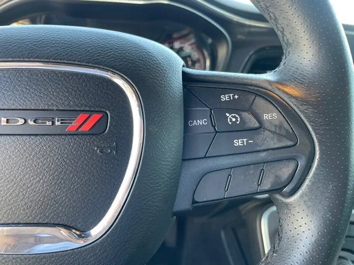 GRAY, 2016 DODGE CHALLENGER Image 19