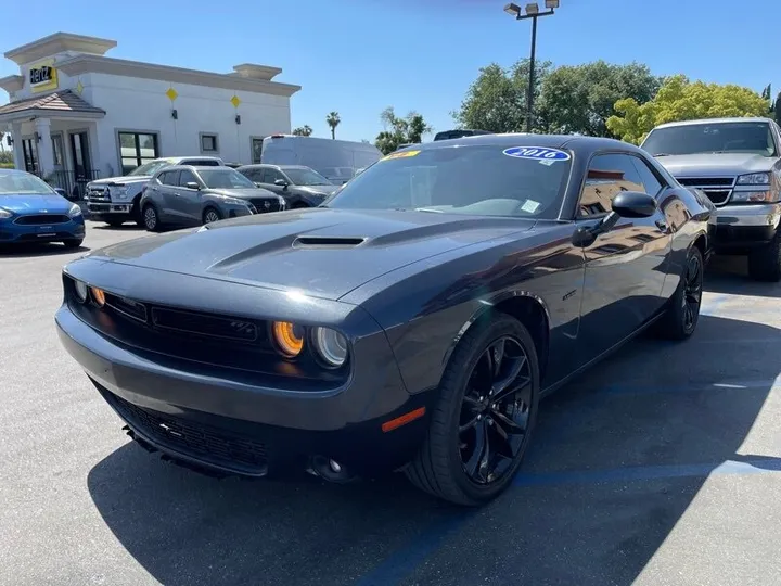 GRAY, 2016 DODGE CHALLENGER Image 4