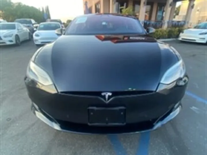 BLACK, 2018 TESLA MODEL S Image 2