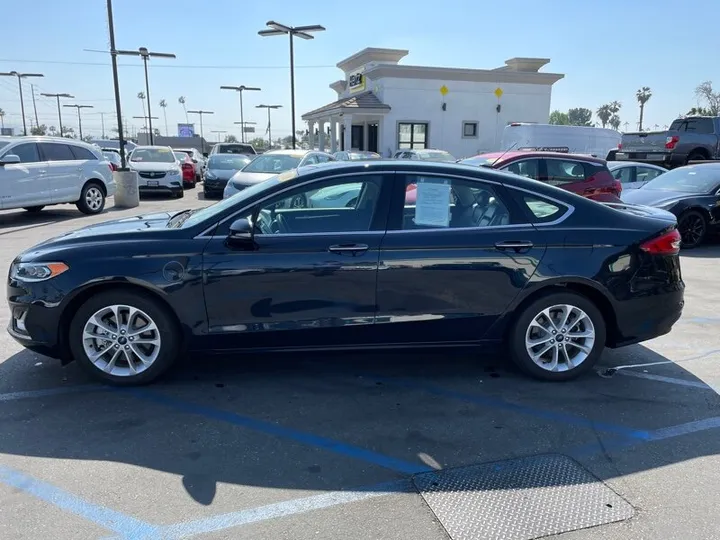 BLUE, 2020 FORD FUSION ENERGI Image 5