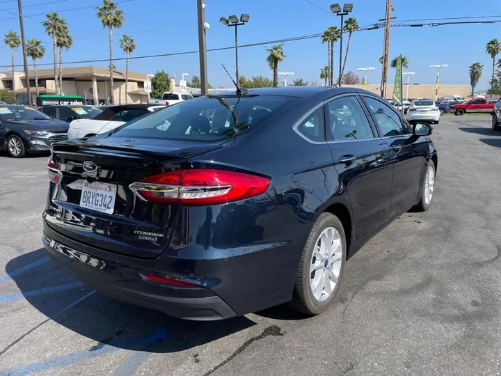 BLUE, 2020 FORD FUSION ENERGI Image 9