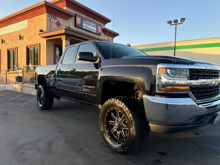 BLACK, 2019 CHEVROLET SILVERADO 1500 LD Image 15