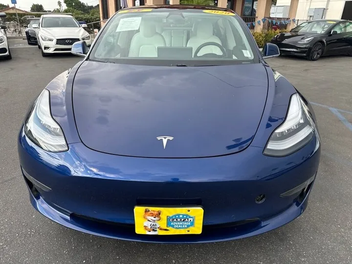 BLUE, 2020 TESLA MODEL 3 Image 2