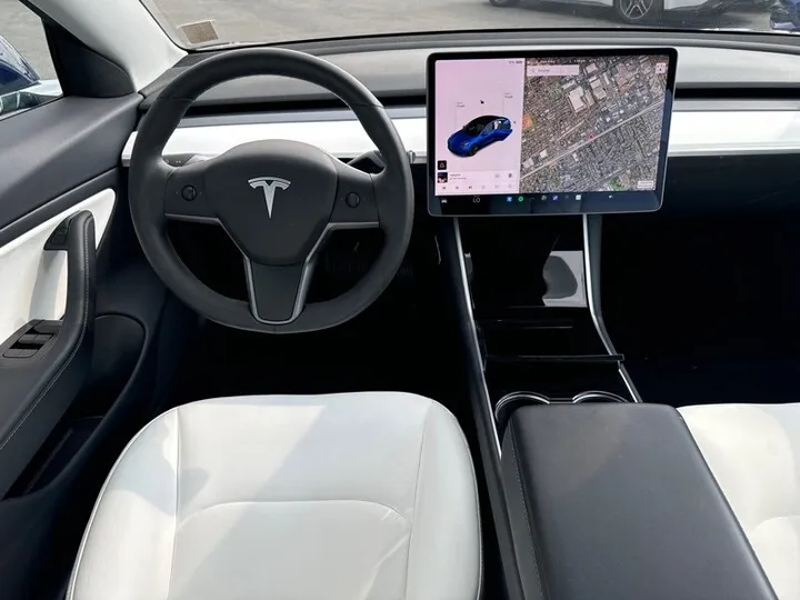 BLUE, 2020 TESLA MODEL 3 Image 33