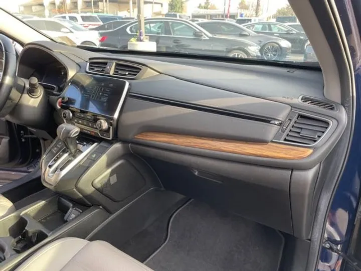 BLUE, 2018 HONDA CR-V Image 42