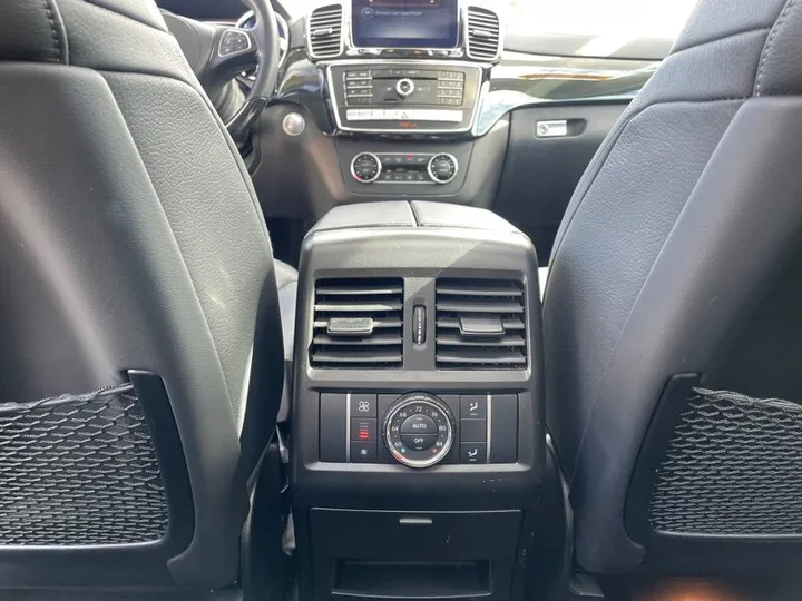 GRAY, 2018 MERCEDES-BENZ GLS Image 30