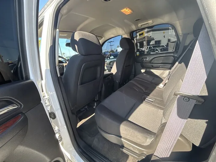 SILVER, 2013 CHEVROLET TAHOE Image 15