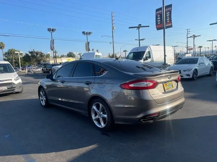 GRAY, 2013 FORD FUSION Image 5