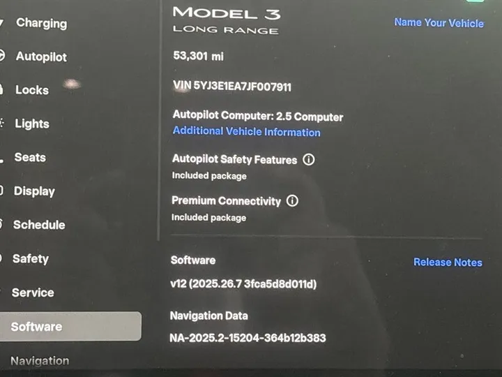 SILVER, 2018 TESLA MODEL 3 Image 28