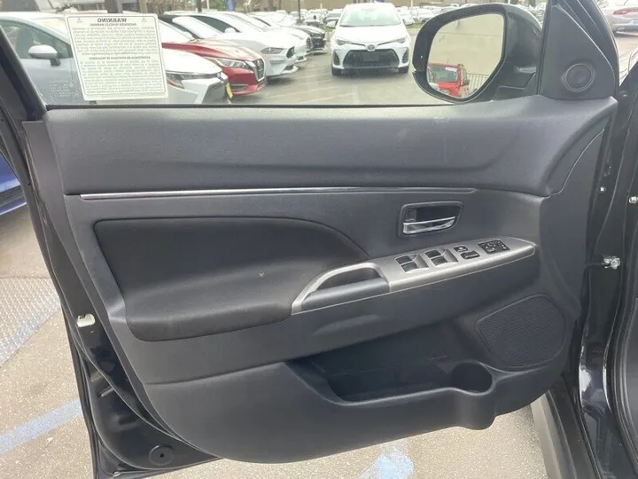 BLACK, 2020 MITSUBISHI OUTLANDER SPORT Image 12