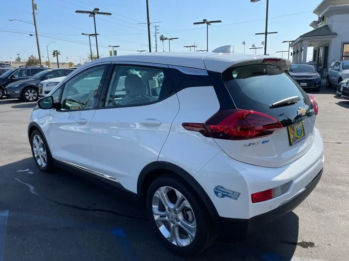 WHITE, 2020 CHEVROLET BOLT EV Image 7