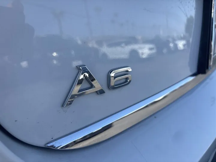 WHITE, 2017 AUDI A6 Image 10