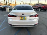 WHITE, 2020 LEXUS ES 300H Thumnail Image 10