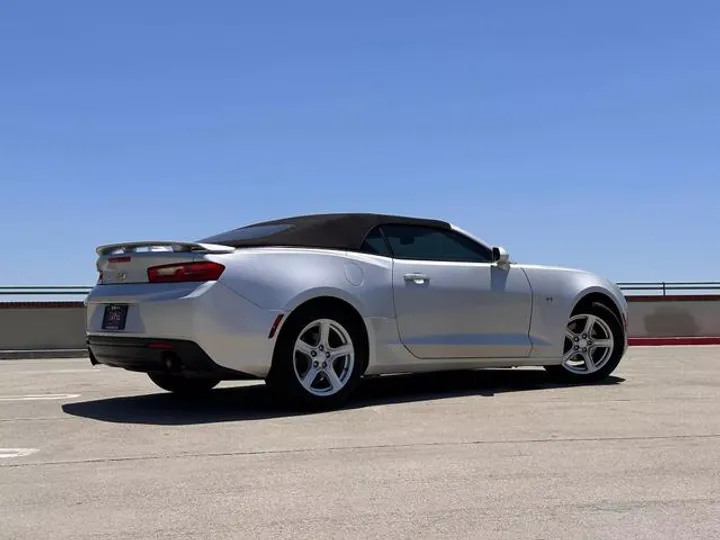 SILVER, 2018 CHEVROLET CAMARO Image 10