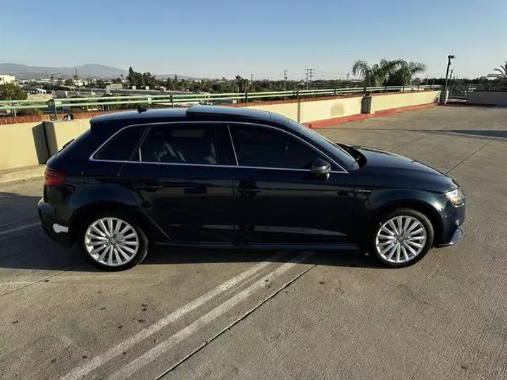 BLUE, 2018 AUDI A3 SPORTBACK E-TRON Image 15