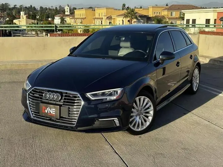 BLUE, 2018 AUDI A3 SPORTBACK E-TRON Image 2