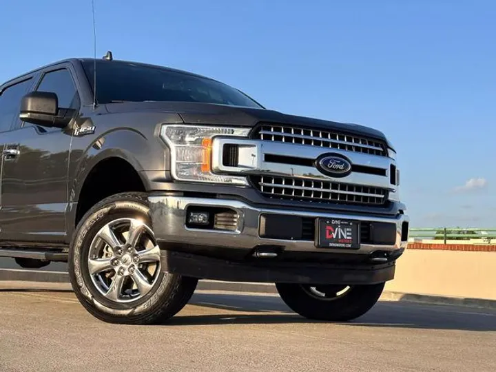 GRAY, 2018 FORD F150 SUPERCREW CAB Image 5