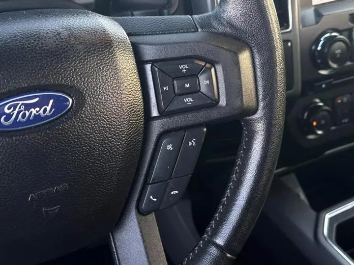 GRAY, 2018 FORD F150 SUPERCREW CAB Image 31