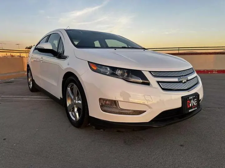 WHITE, 2013 CHEVROLET VOLT Image 17