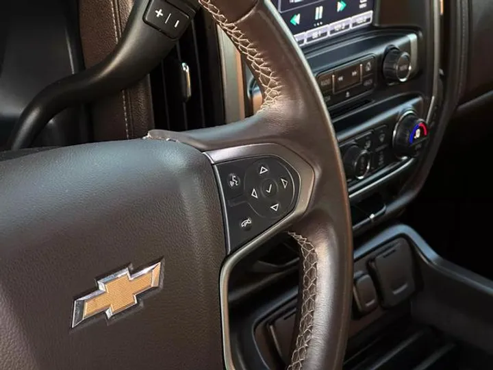 ORANGE, 2015 CHEVROLET SILVERADO 1500 CREW CAB Image 26