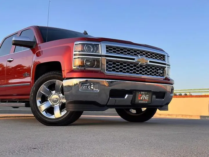 ORANGE, 2015 CHEVROLET SILVERADO 1500 CREW CAB Image 5