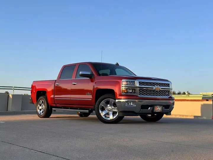 ORANGE, 2015 CHEVROLET SILVERADO 1500 CREW CAB Image 6