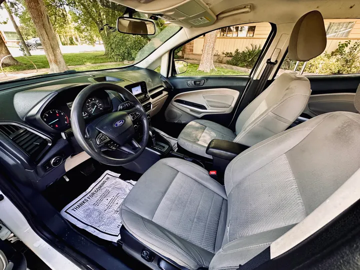 WHITE, 2019 FORD ECOSPORT Image 25