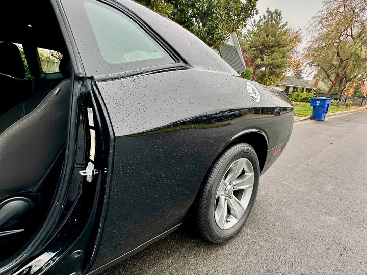 BLACK, 2021 DODGE CHALLENGER Image 32