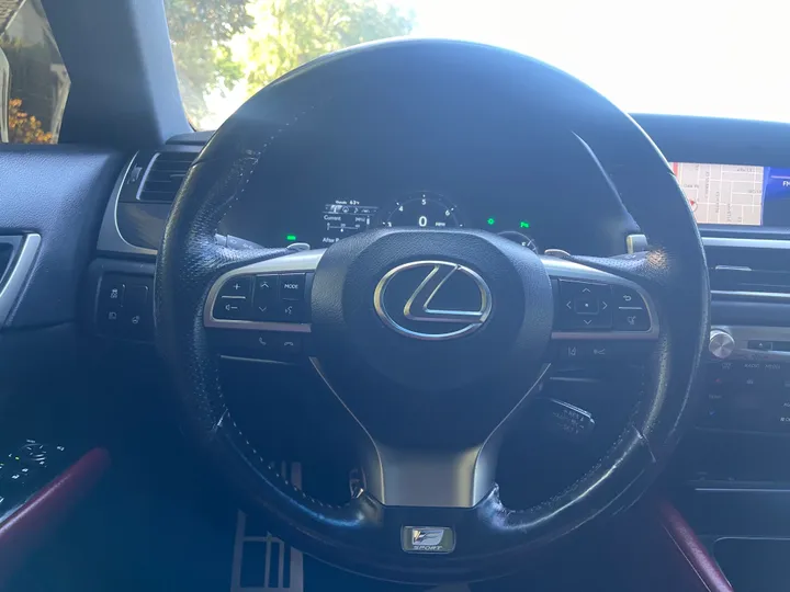 N / A, 2017 LEXUS GS Image 33