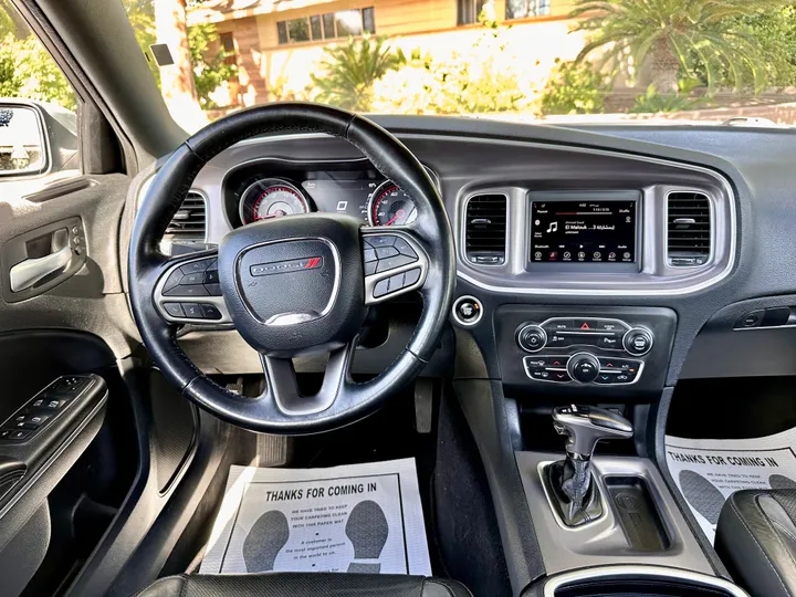 SILVER, 2021 DODGE CHARGER Image 18