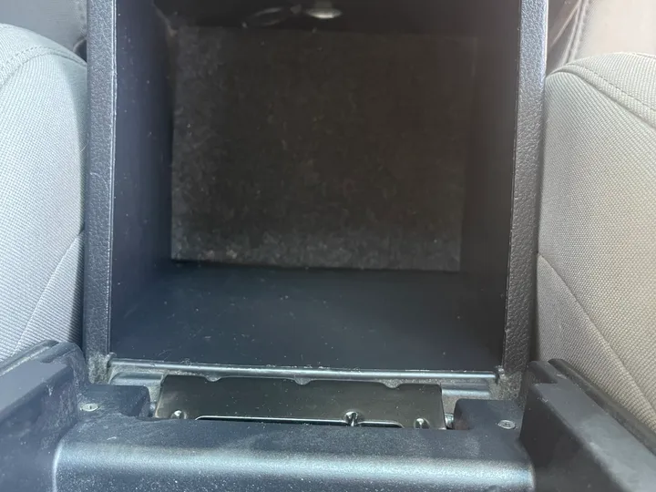 N / A, 2016 TOYOTA TACOMA ACCESS CAB Image 30