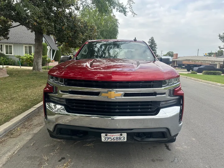 BLACK, 2021 CHEVROLET SILVERADO 1500 CREW CAB Image 3