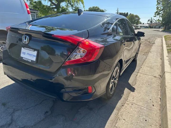 N / A, 2017 HONDA CIVIC Image 8