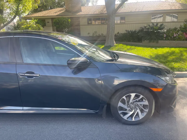 BLACK, 2017 HONDA CIVIC Image 7