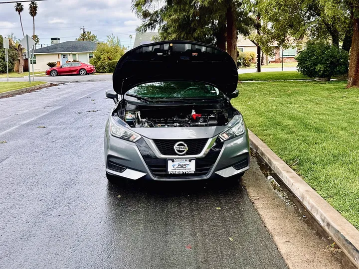 GRAY, 2021 NISSAN VERSA Image 13