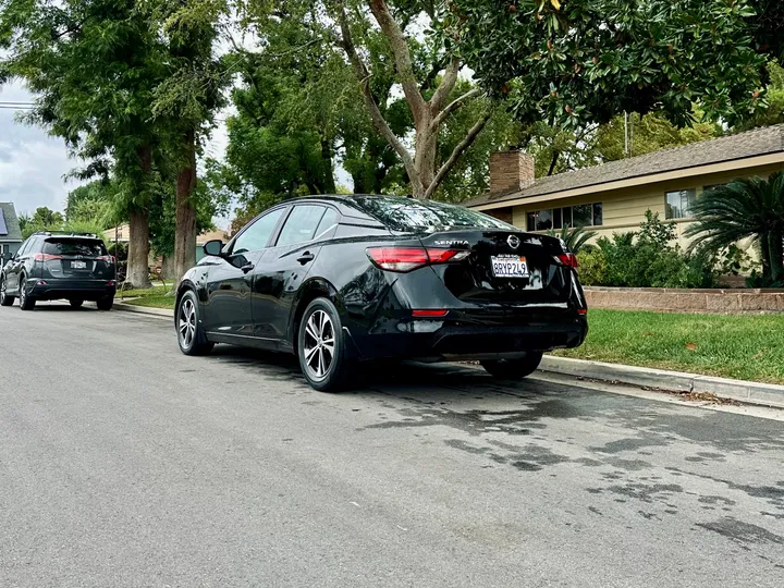 BLACK, 2020 NISSAN SENTRA Image 3