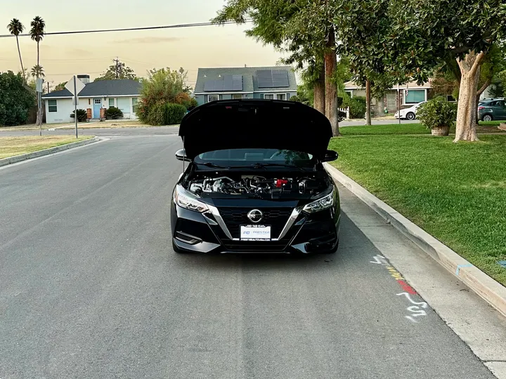 BLACK, 2020 NISSAN SENTRA Image 13