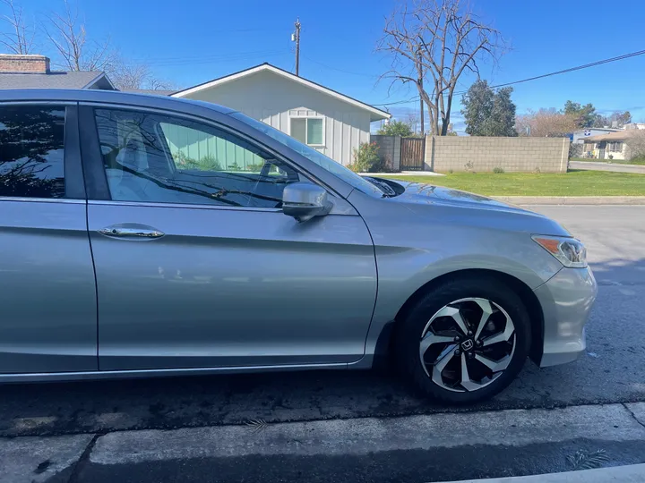 N / A, 2016 HONDA ACCORD Image 10