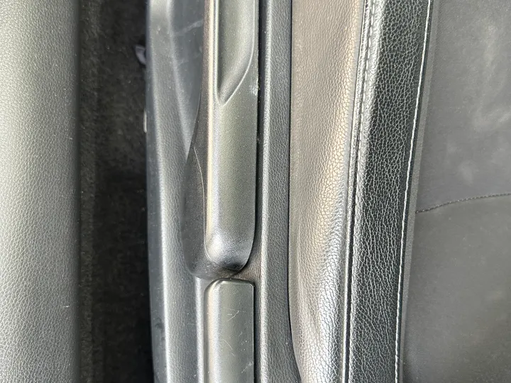 2019 HONDA CIVIC Image 24